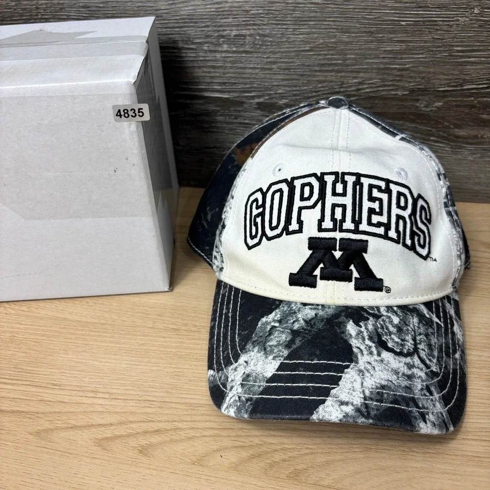 Minnesota Golden Gophers Hat Cap Strap Back Black‎ White Camo Adjustable